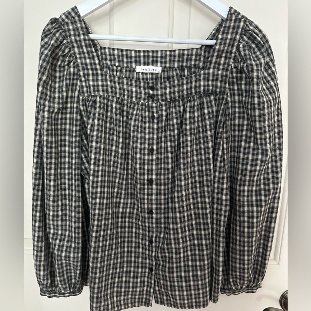 Neuflora blouse medium worn once